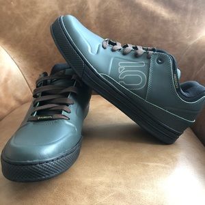 NWT men’s Five Ten Freerider EPS shoes 10
